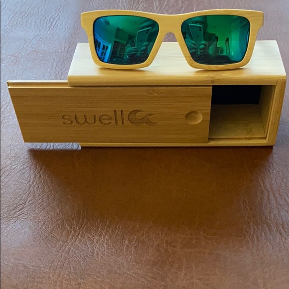 Sunglasses by Swell main image 5
